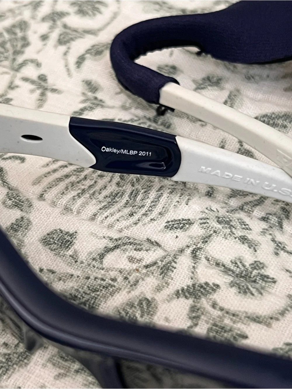 Oakley Flak Jacket XLJ New York Yankees Special Edition Sport Sunglasses & Case